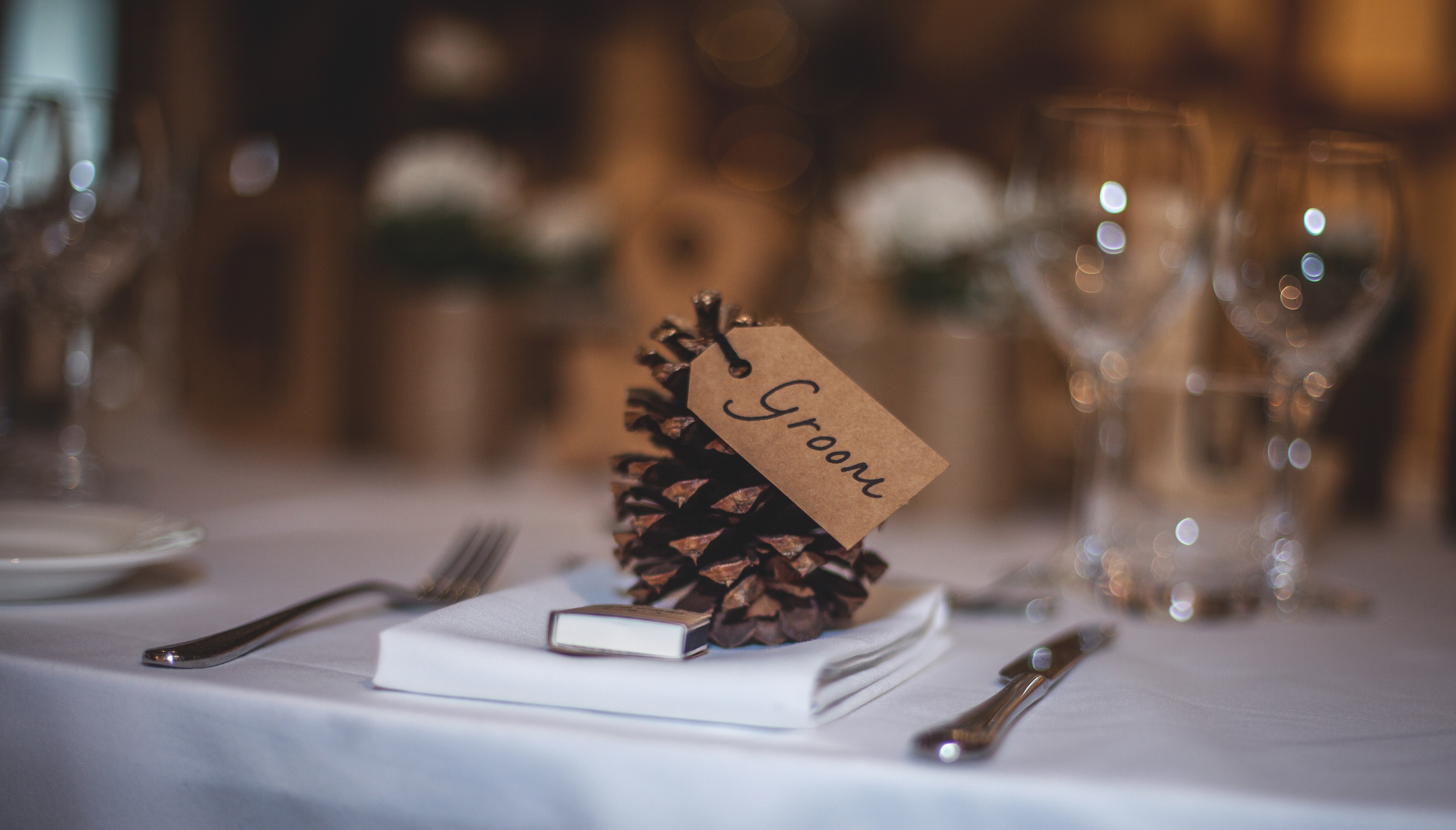 photo-1457903929265-3a43823e29c3 Featured image of article: How to Write a Grooms Speech